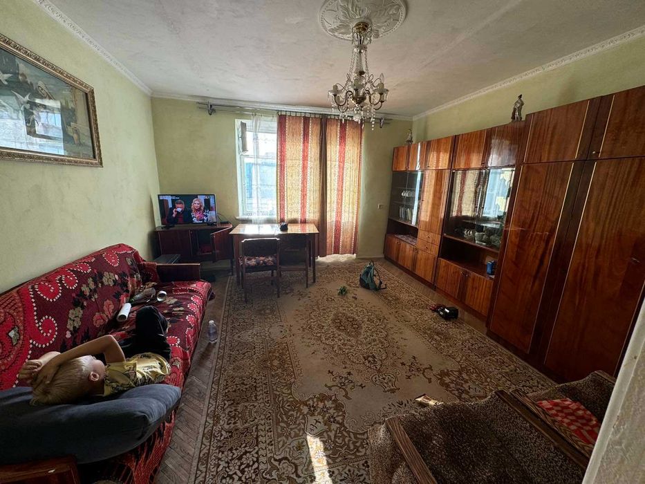 Продаж 4 кім. квартирі в цегляній чешці вул. Мазепи 70000дол