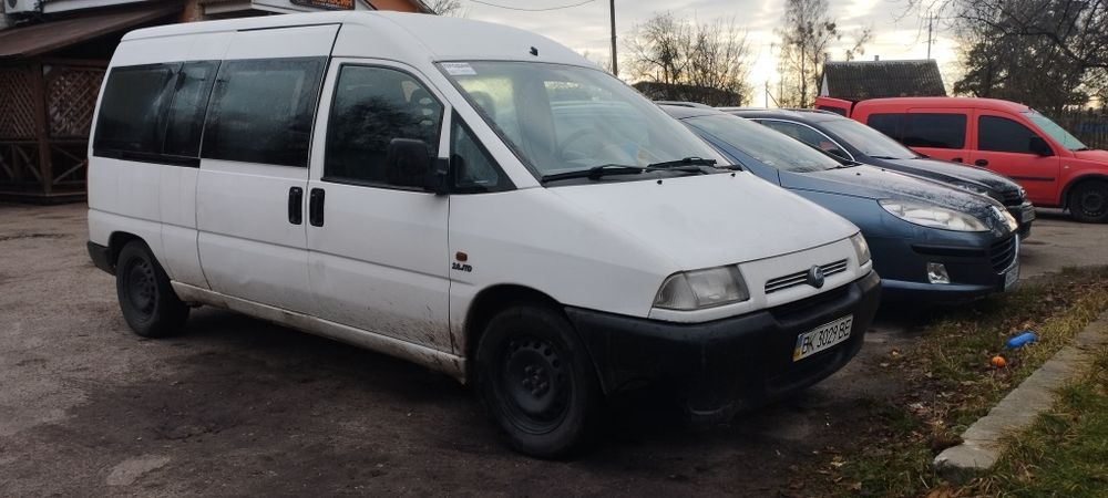 Fiat scudo мax комплектація 8+1  2.0 дизель