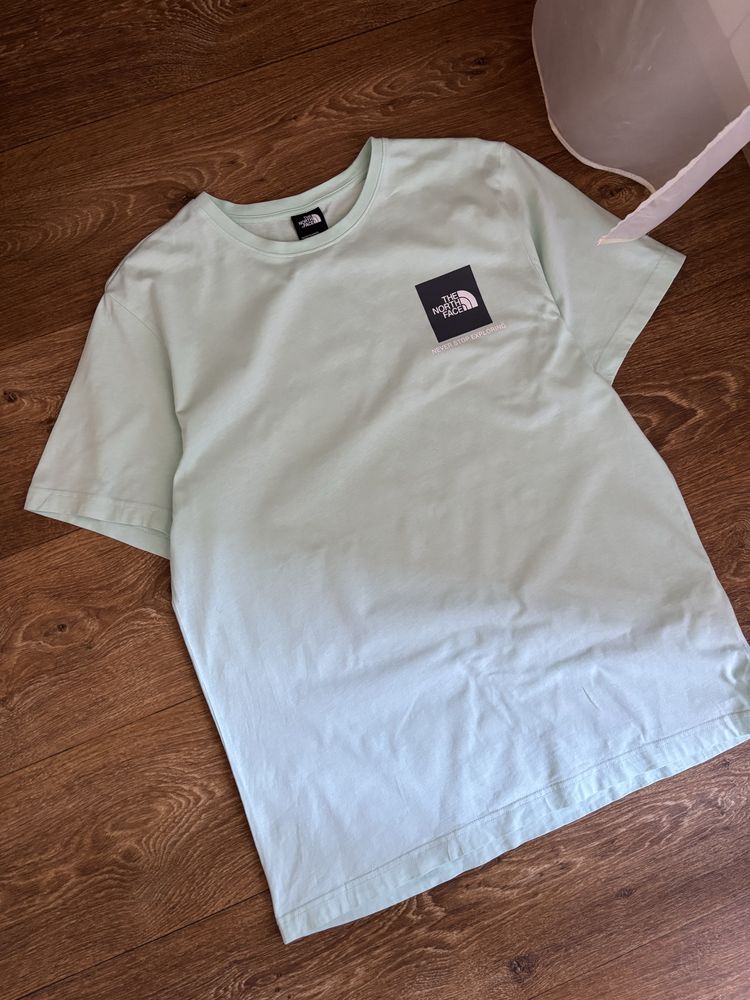 Футболка the north face