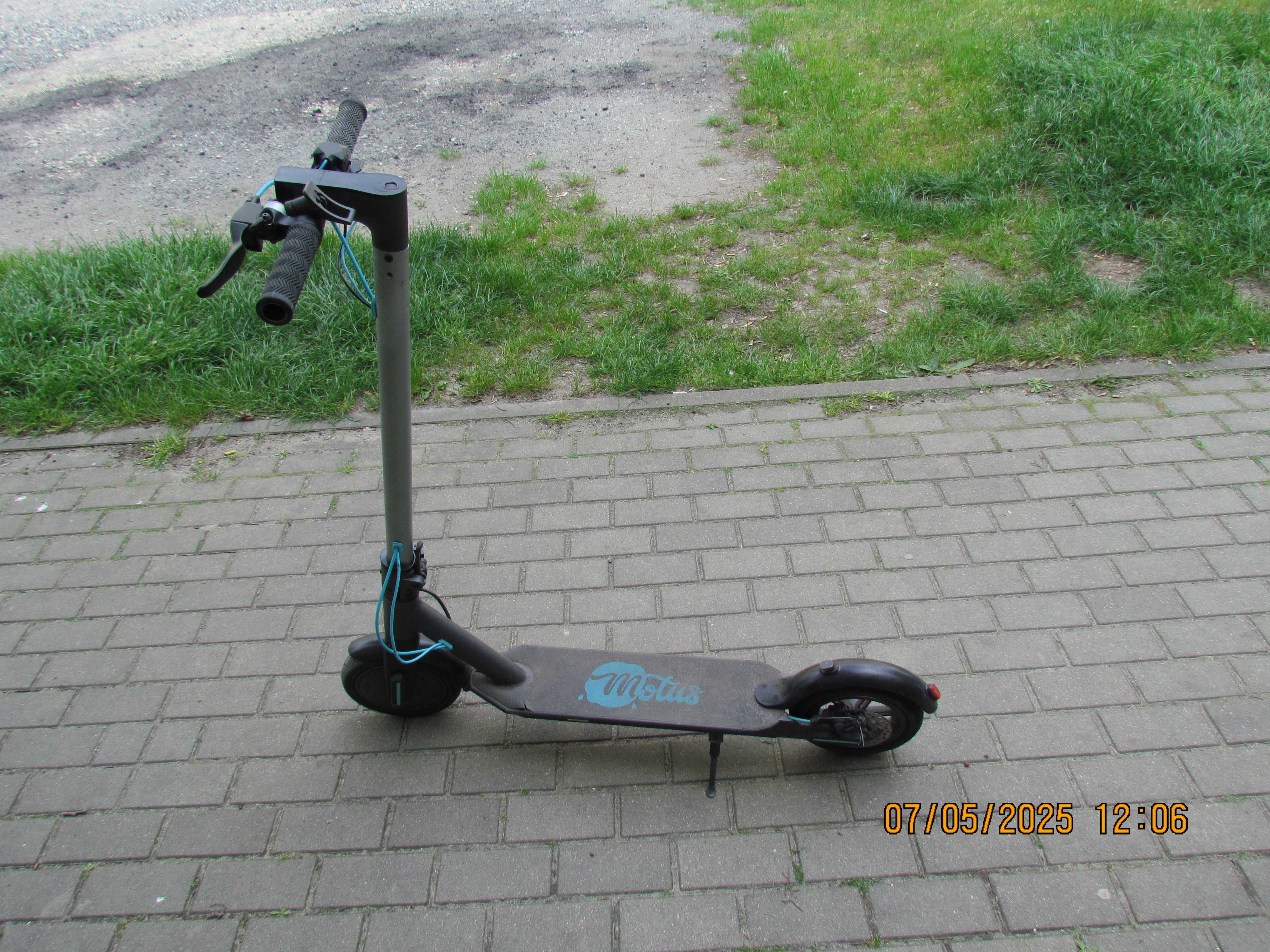 MOTUS Scooty 8.5