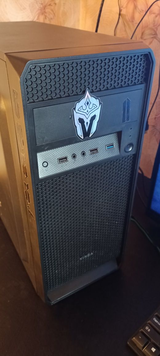 ПК на AMD Athlon X4 | SSD 128+ HDD 1TB|12 ОЗУ | Без видюхи


---

Н