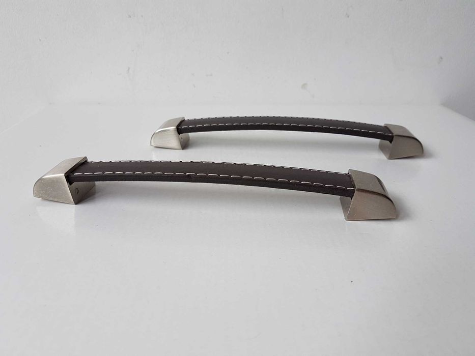 Nowy skórzany uchwyt meblowy rączka Kolor brąz Chrom x 2szt 18,5cm