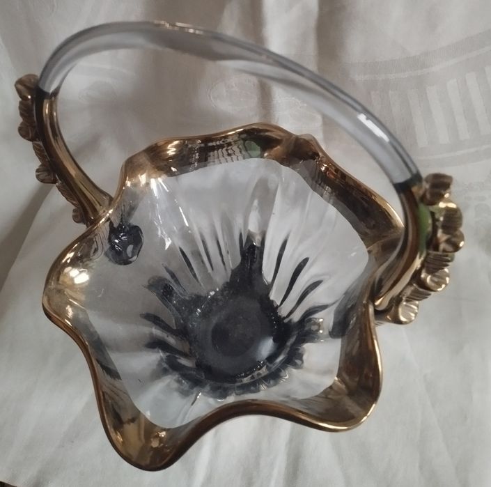 Корзина -ваза з позолотою