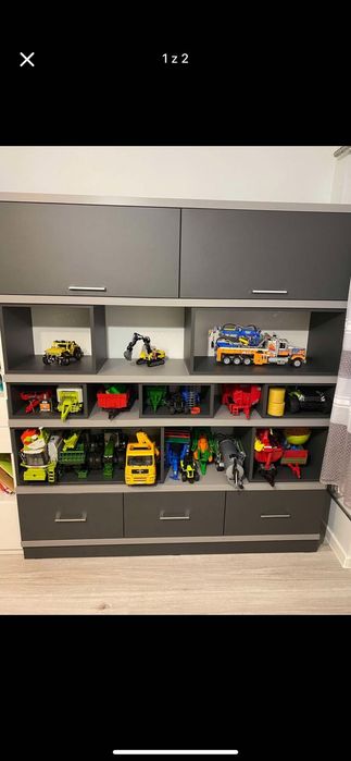 Sprzedam solidny regał