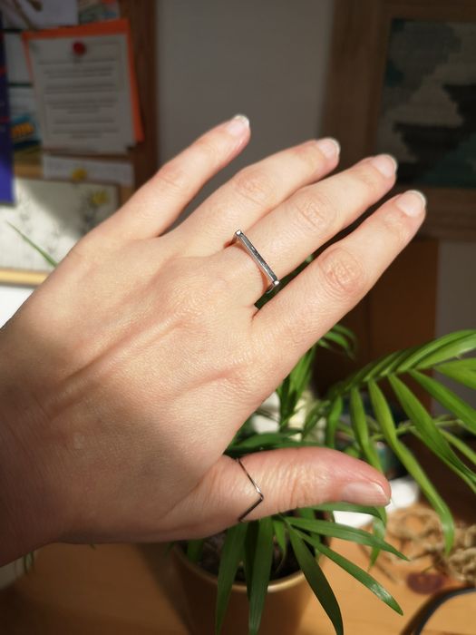 Pierścionek podkowa ze stali szlachetnej