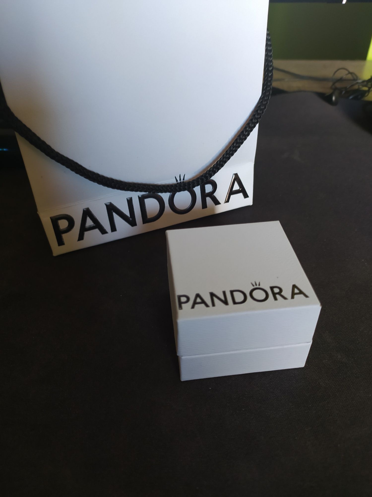 Pandora pierścionek