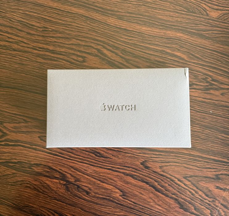 Apple Watch Ultra 2 (PRETO) Black Titanium e bracelete Dark Green Loop