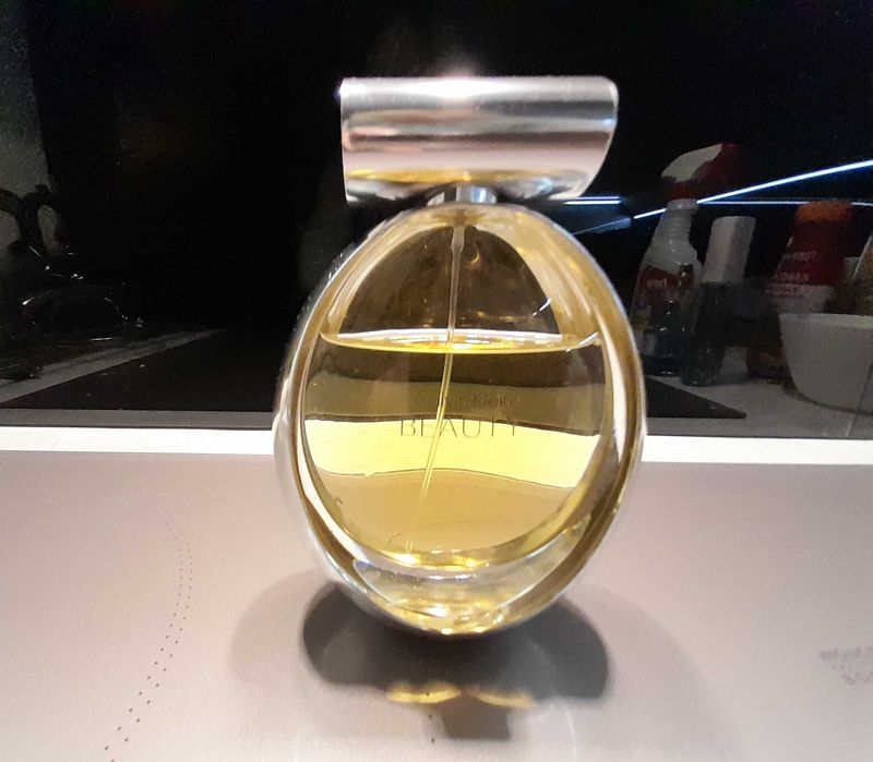 Perfumy damskie Calvin Klein, Beauty kwiatowe, 100ml ubytek