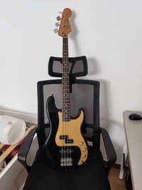 Contrabaixo elétrico Fender Precision deluxe 2005 México ativo