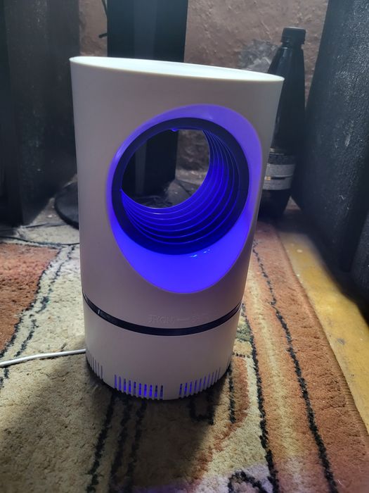 Lampa UV owadobójcza na komary,muchy,ćmy
Lampa uv owadobójcza na komar