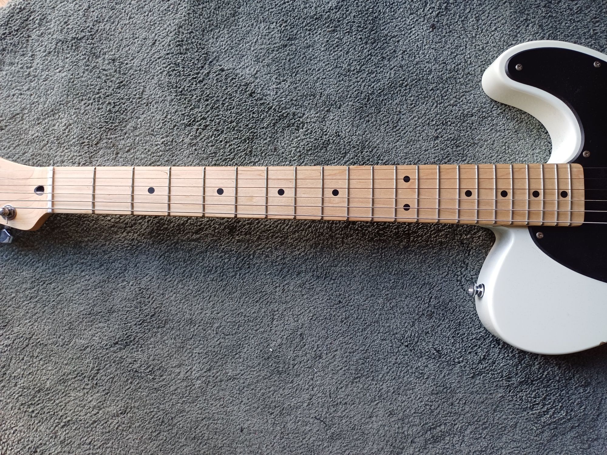 Gitara Elektryczna Squier Sonic Esquire H Arctic White