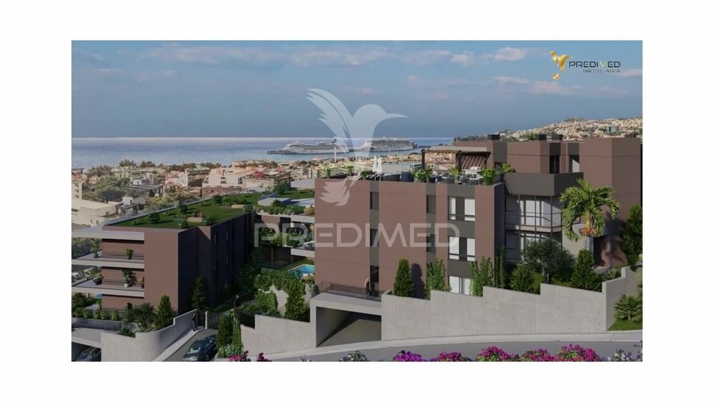 Apartamento T2 com terraço vista mar no Funchal