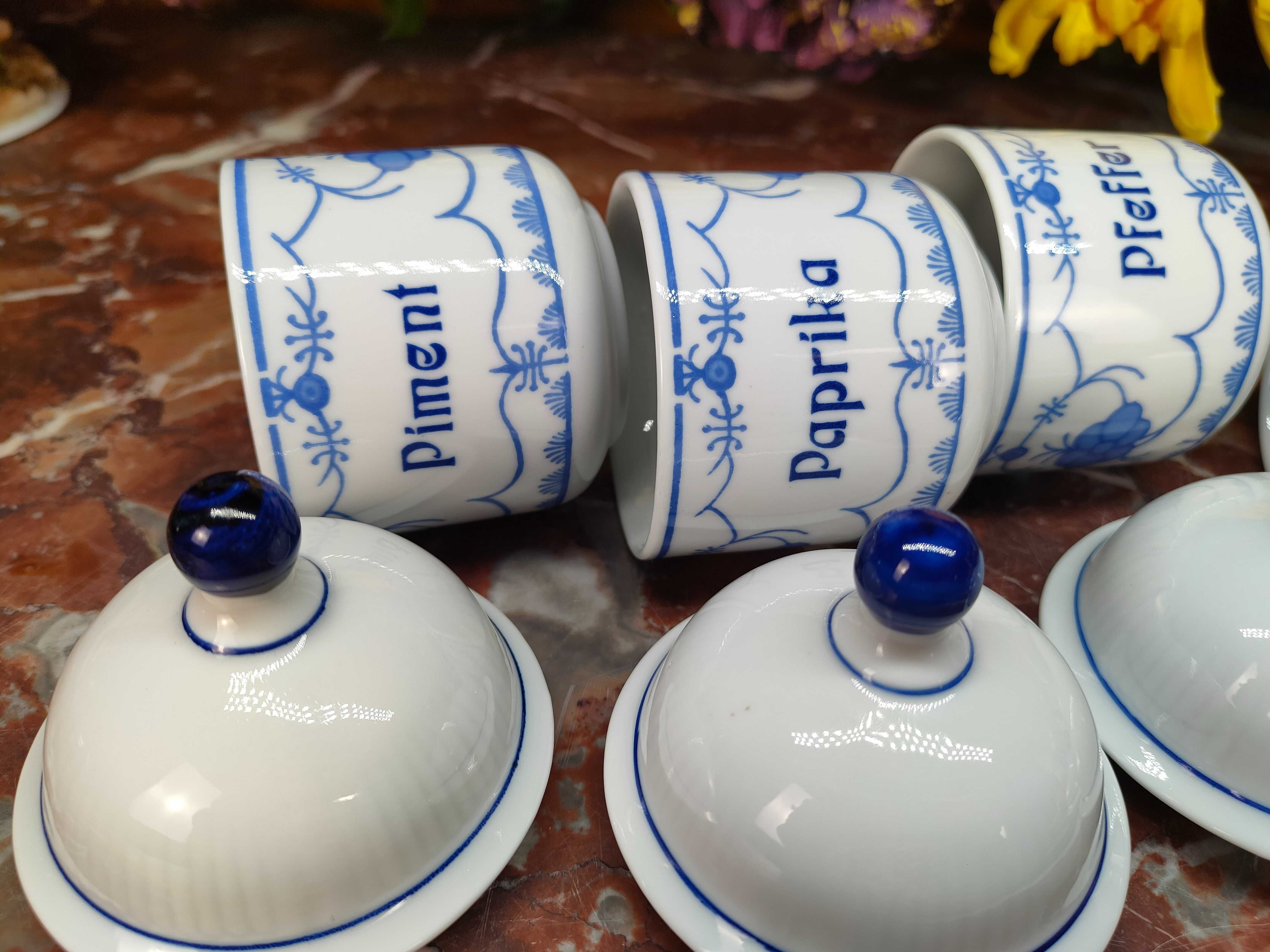 Zestaw czterech ślicznych pojemników - Wzór słomkowy - 140 ml - Kahla