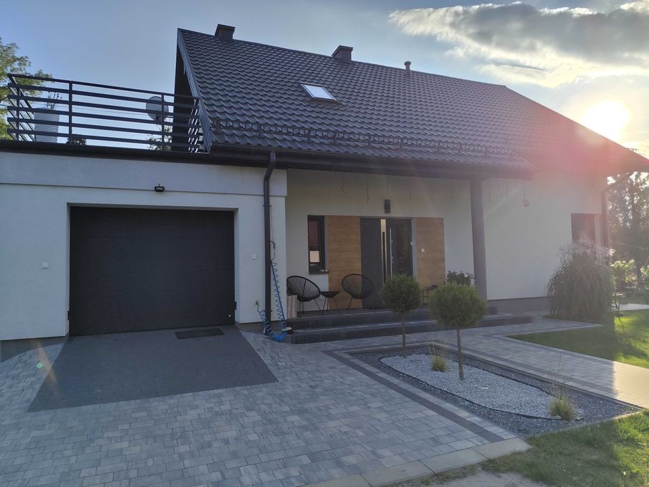 Wyjątkowy dom w okolicy Wiązowny