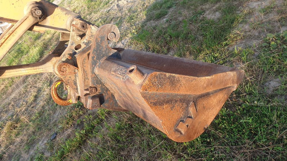koparka case 988 części 888 łyżka skarpowa sztywna na verachtert 2m