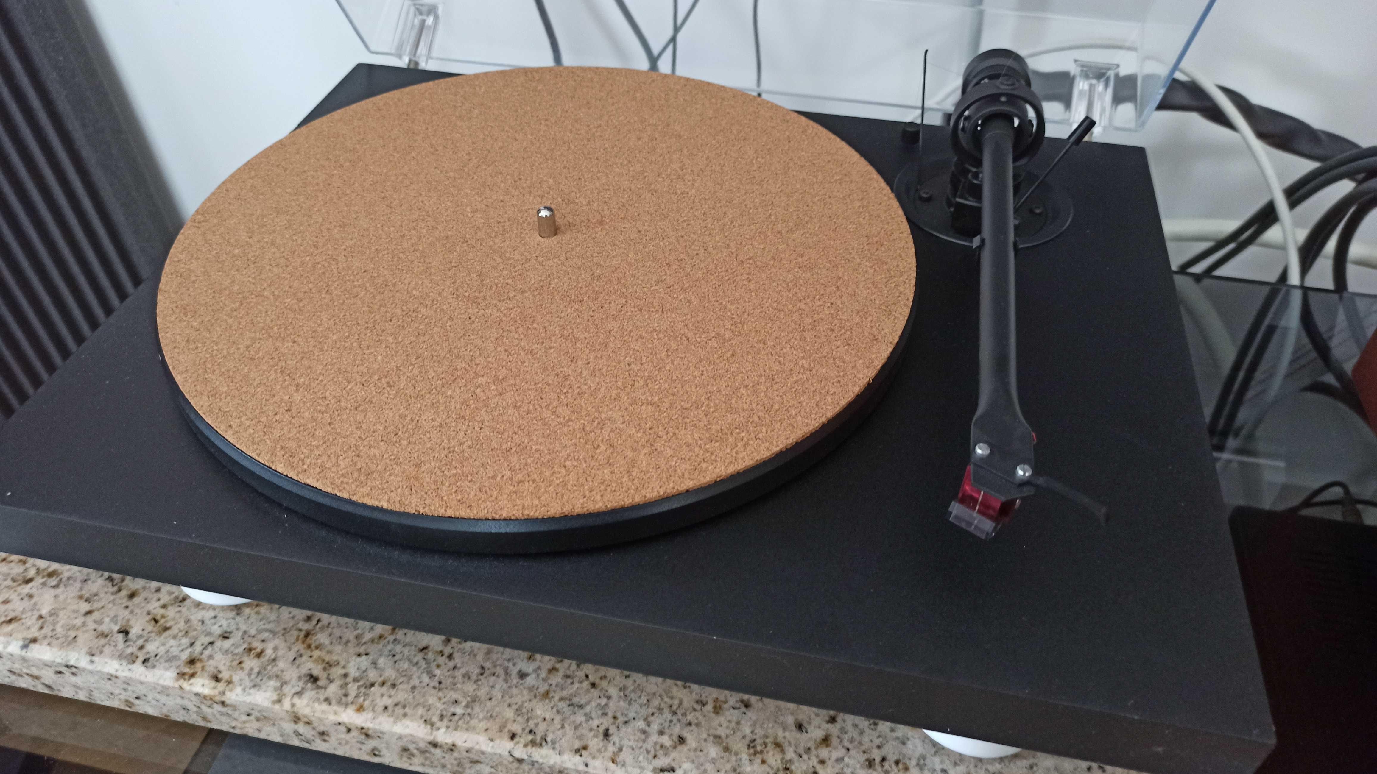 Gramofon Pro-Ject 1.2 + bogaty zestaw akcesoriów - stan bdb