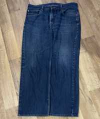 530 Levi’s Jeans