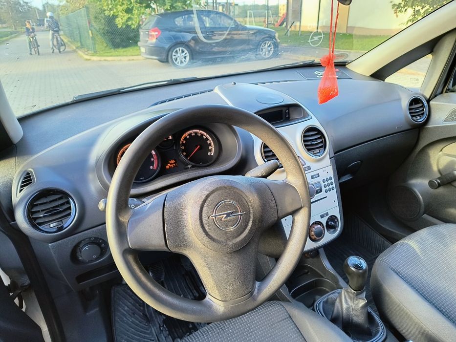 Opel Corsa D 1.0 Benzyna Klimatyzacja