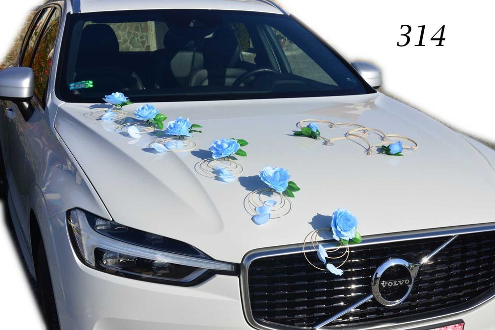 Błękitne róże Dekoracja na samochód do ślubu Nr 314