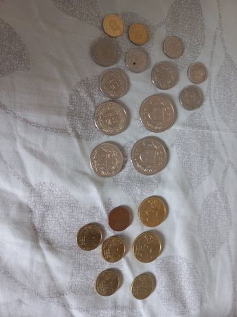 Монеты франки и центы