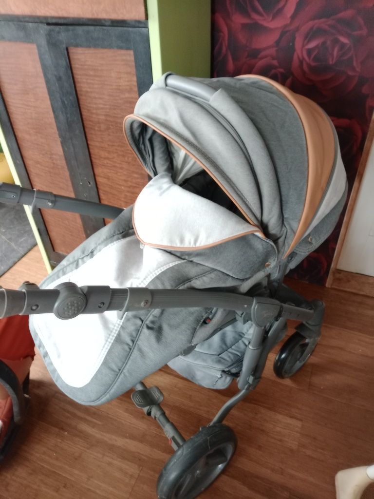 Wózek Adamex Barletta 4w1 3w1 gondolą spacerówka nosidełko baza