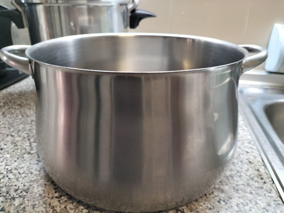 Vendo tacho de inox