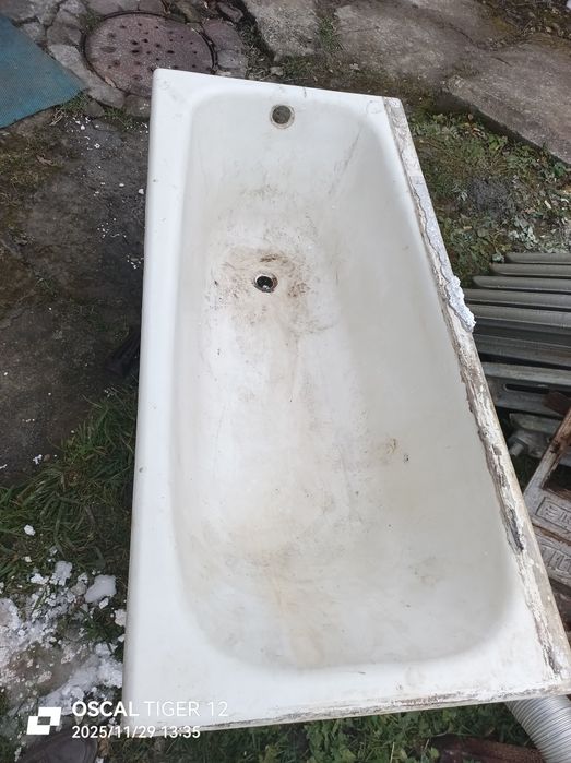 Продам чавунну ванну