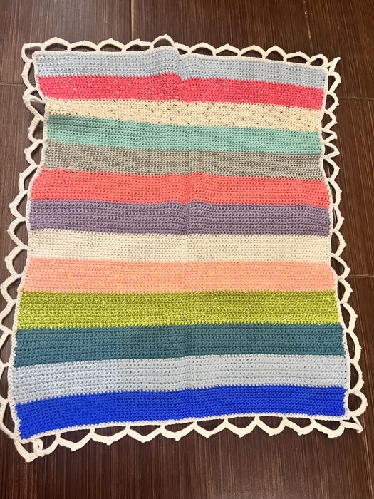 Яркий вязанный плед для младенцев.Унисекс.