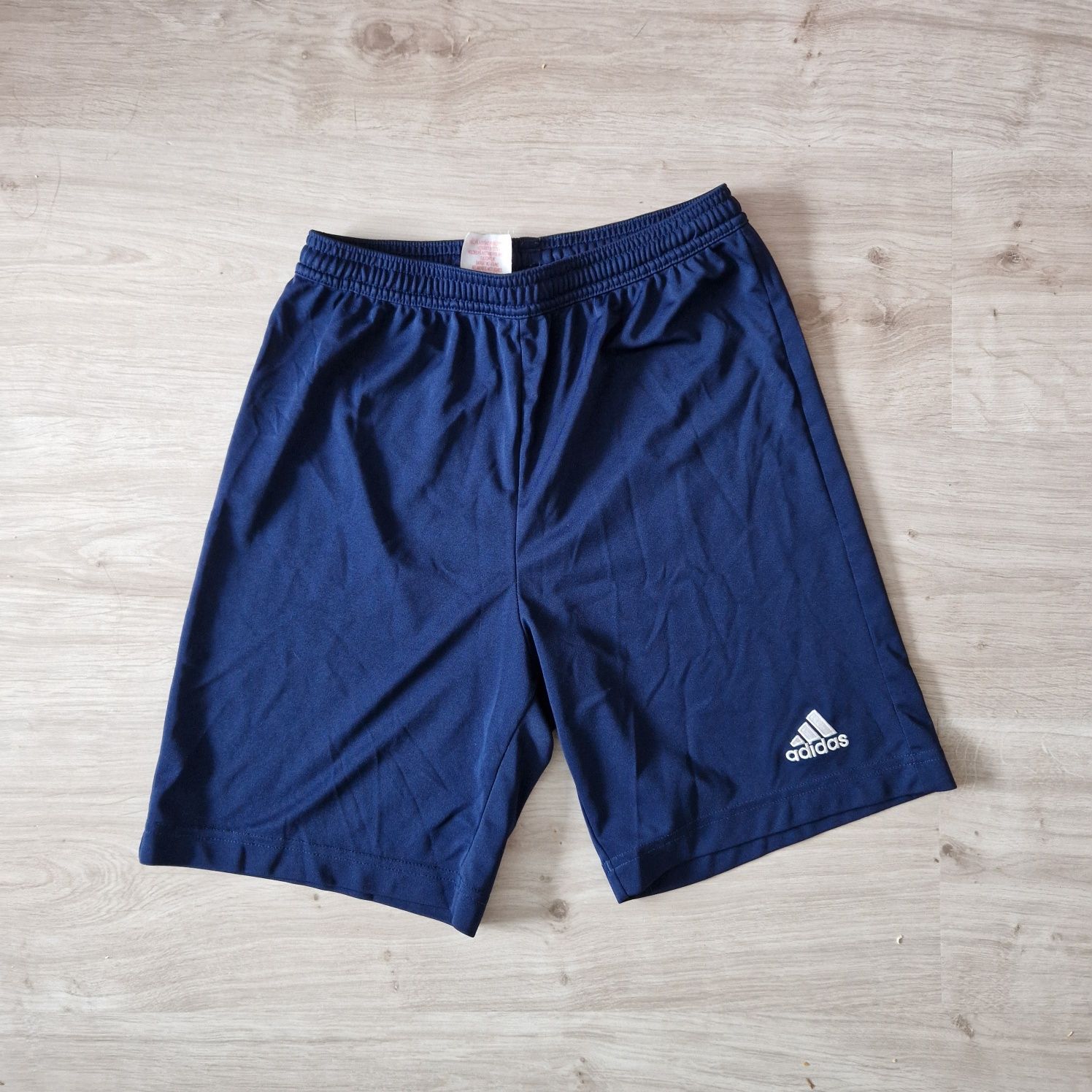 Sportowe spodenki Adidas 164