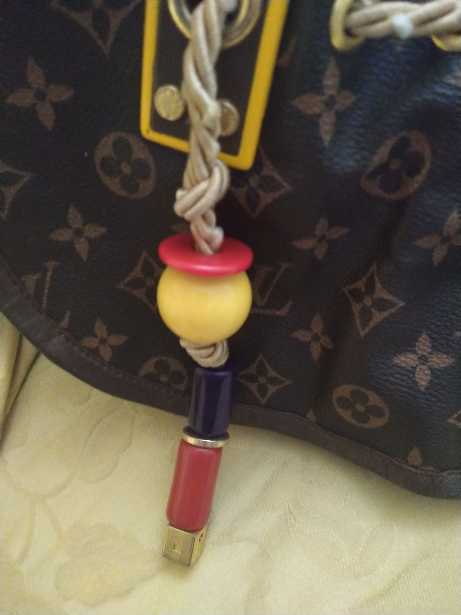 Modelo raro Louis Vuitton