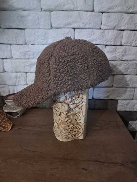 Молодіжні жіночі кашкети, берети,  нові