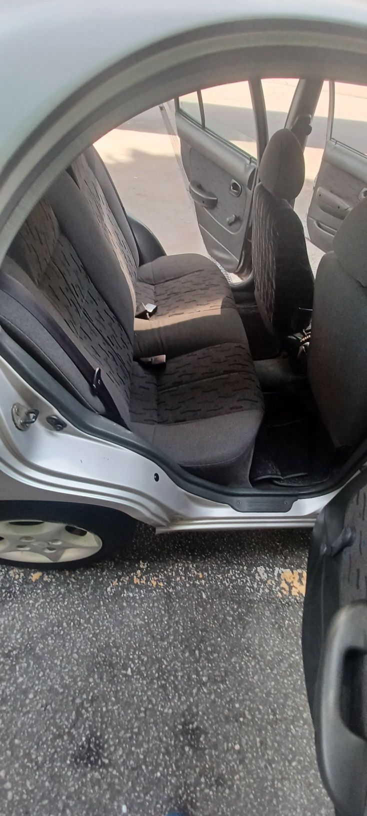 Hyundai accent em excelente estado de mecânica