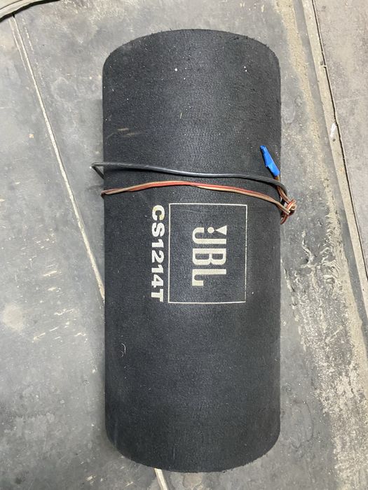Продам сабвуфер JBL CS1214T