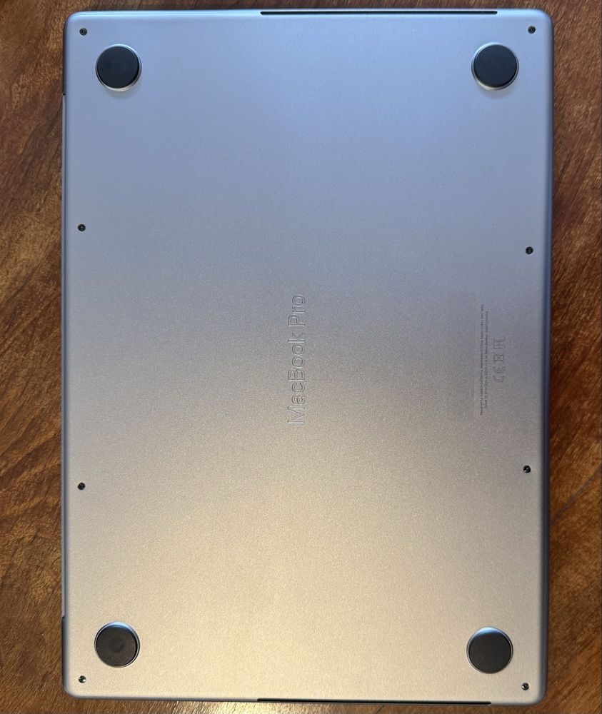 MacBook Pro 14” (2021) M1 Pro / 16GB / 512GB