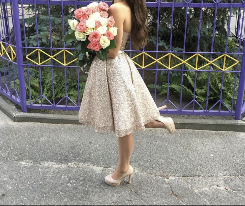 Вечернее платье