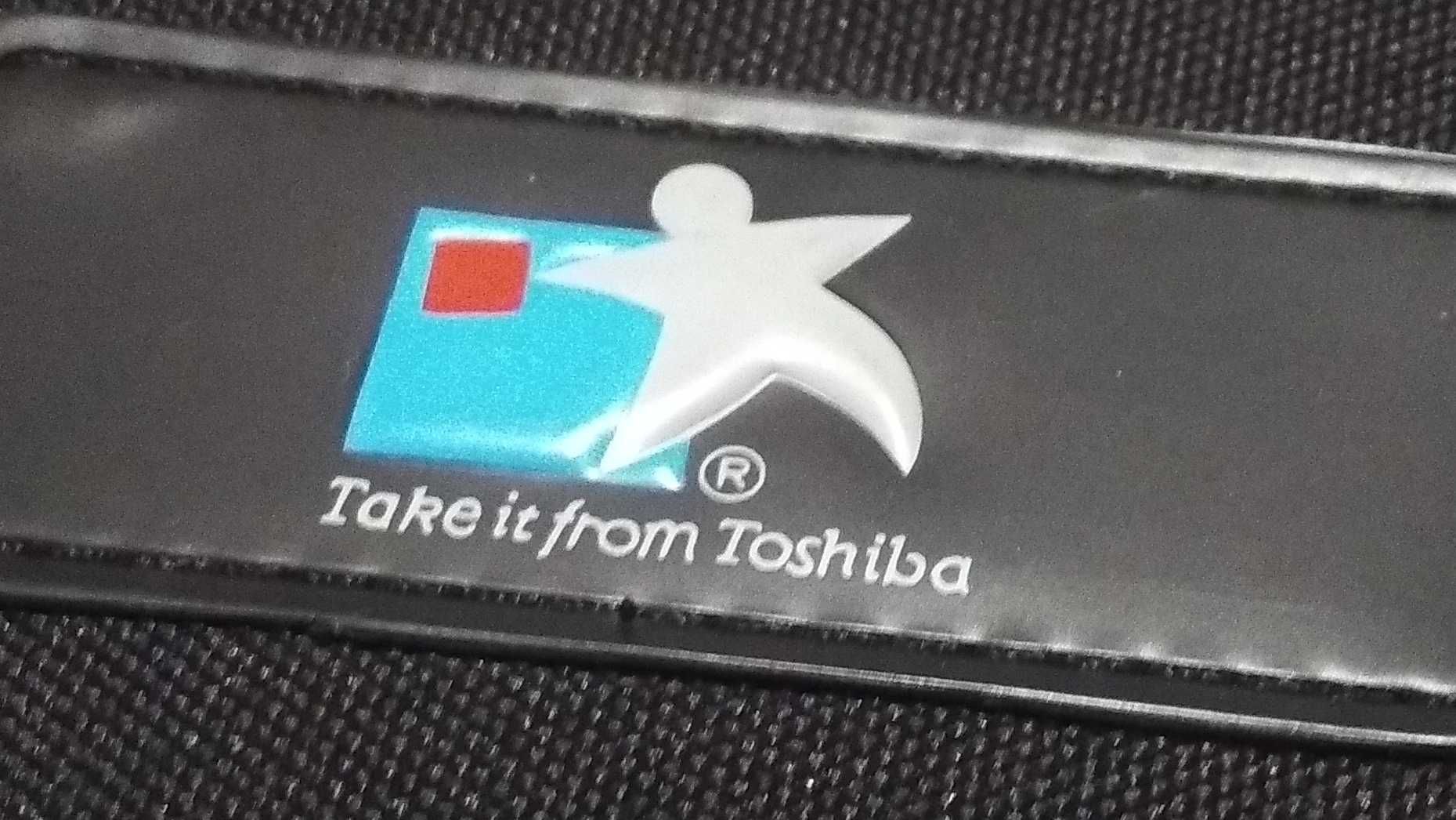 Портфель-сумка Toshiba.