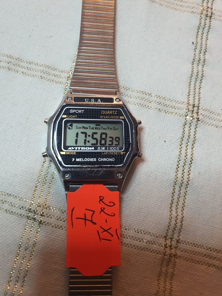 Zegarek z melodyjkami U. S. A.