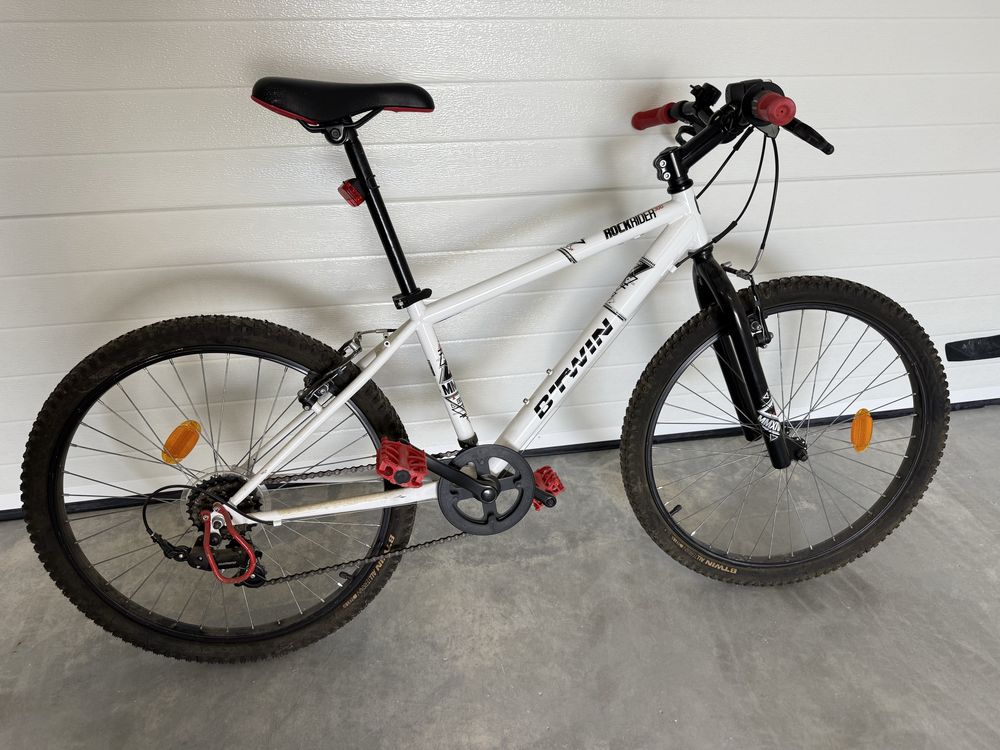 Bicicleta roda 24” (como nova)
