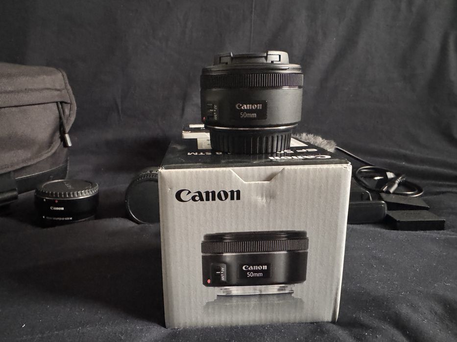 Canon EOS M50 - 2 obiektywy