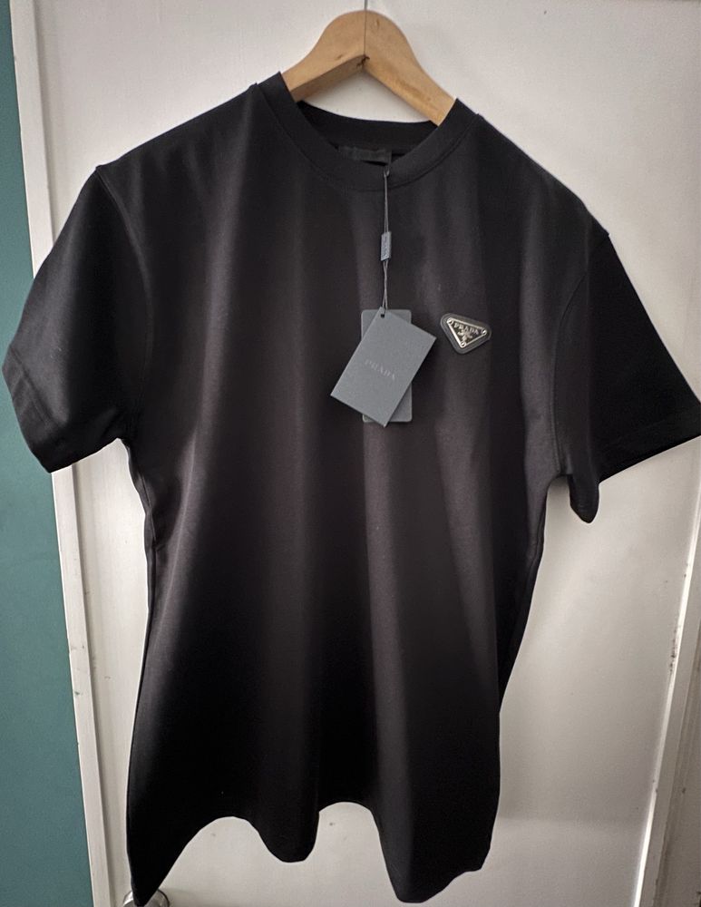 Tshirt PRADA nova