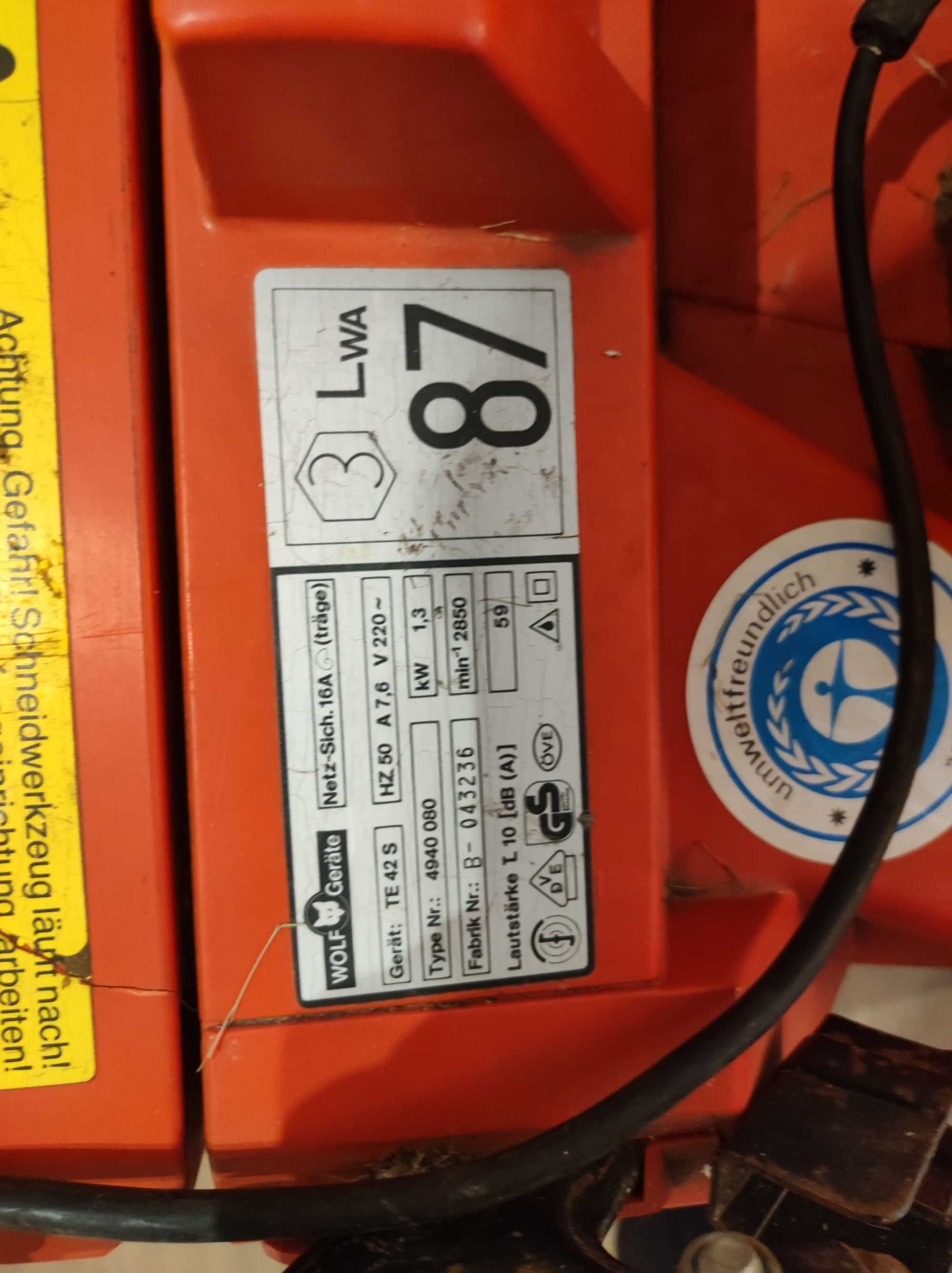 Elektryczna kosiarka do trawy WOLF Senator TE 42S 1,3kW