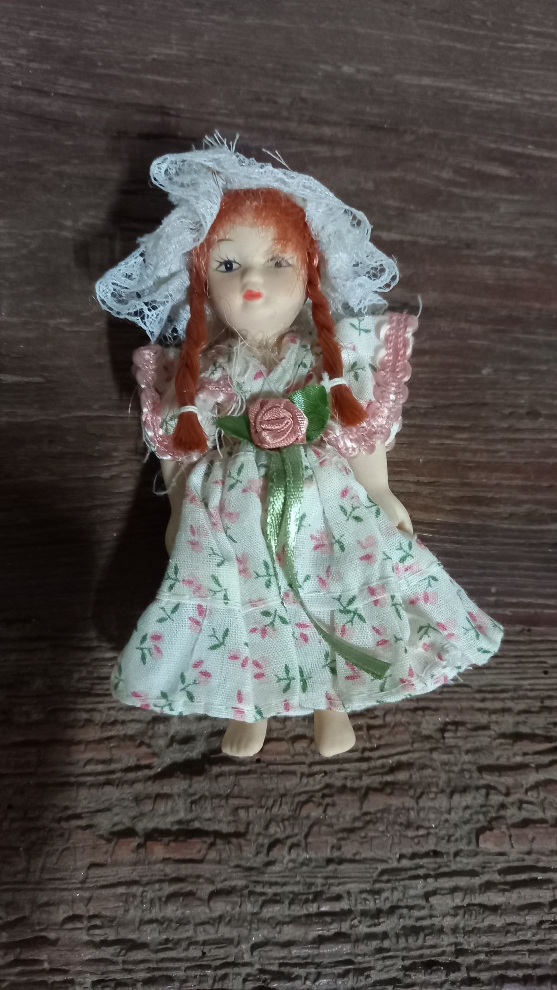 Bonecas de porcelana