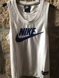 Top Nike