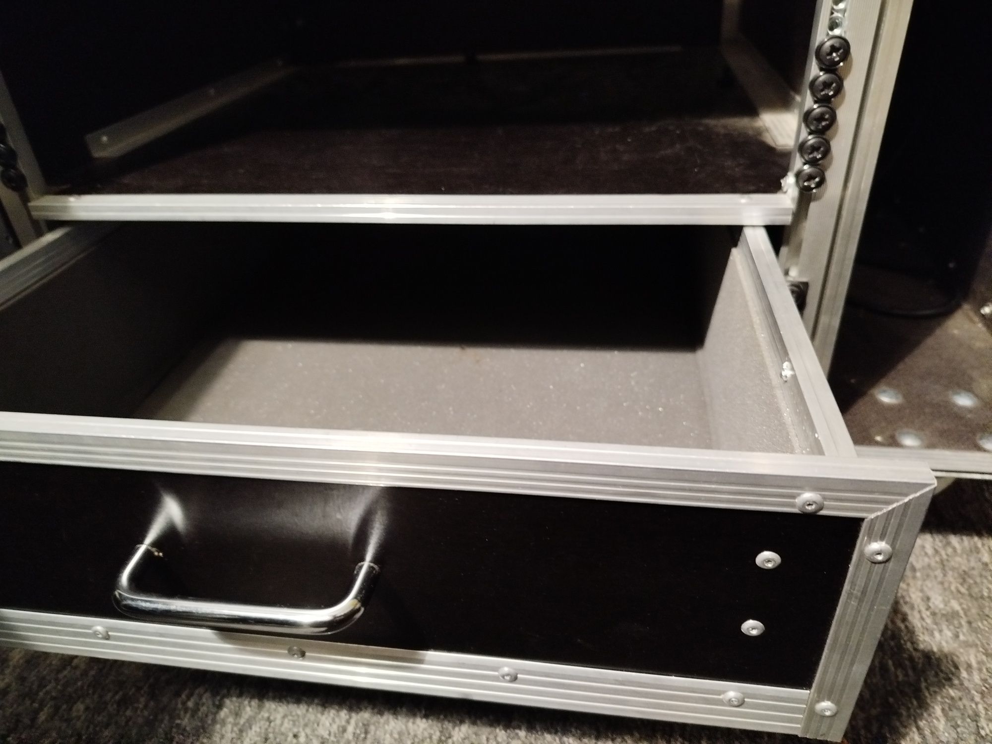 Mikser analogowy Allen heath zed 22fx + case