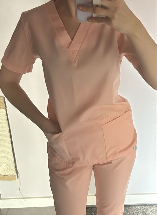 Scrubs damski komplet medyczny łososiowy