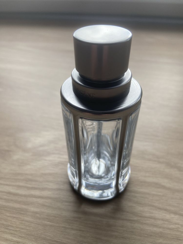 Flakon po perfumach Hugo Boss