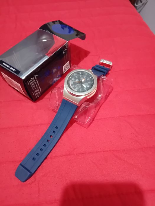 Varios Relógios Novos