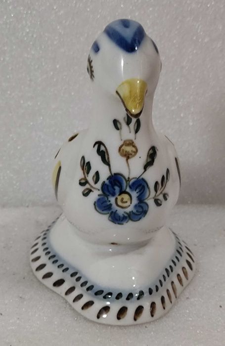 Paliteiro em louça de Viana do Castelo