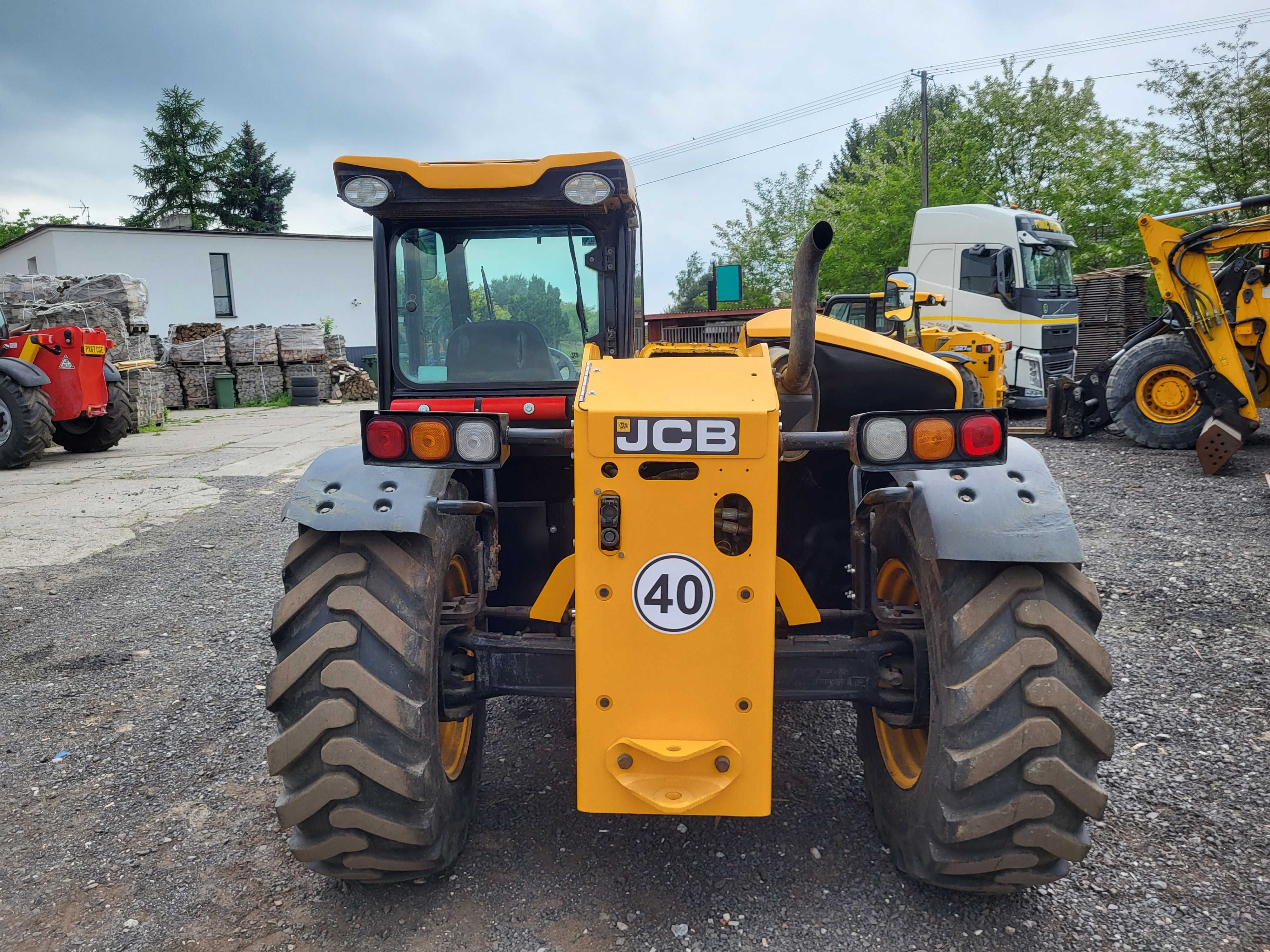 Ładowarka teleskopowa JCB 527-58 agri