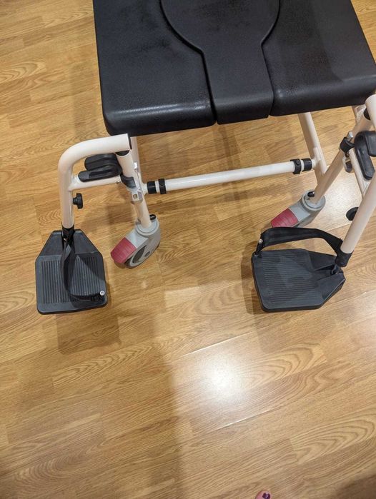 Cadeira Sanitária Como Nova preço original 395€